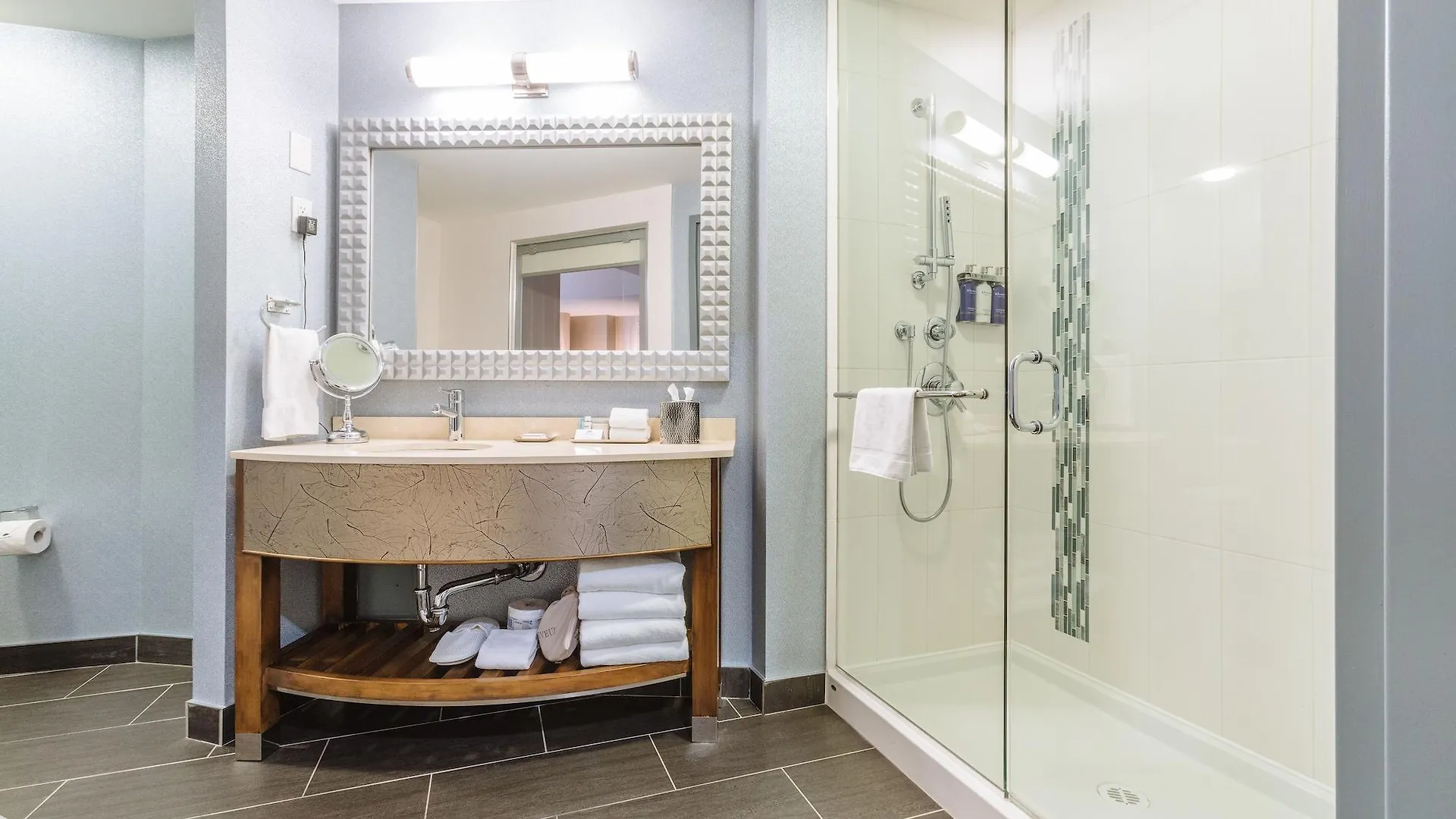 וונקובר Hotel Blu