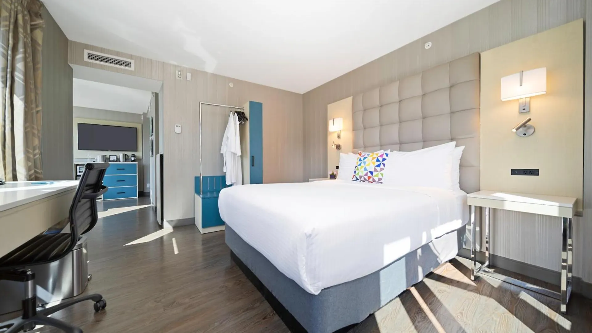 Hotel Blu Ванкувер