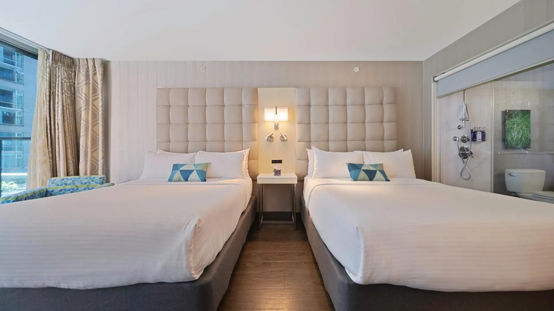 Hotel Blu Vancouver