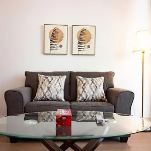  Apartment Location & Modern Canada