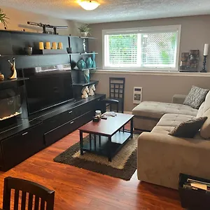  Holiday home Cozy And Modern 3 Bedroom In Location! Canada