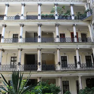 https://omega-guesthouse-budapest.inbudapesthotels.com