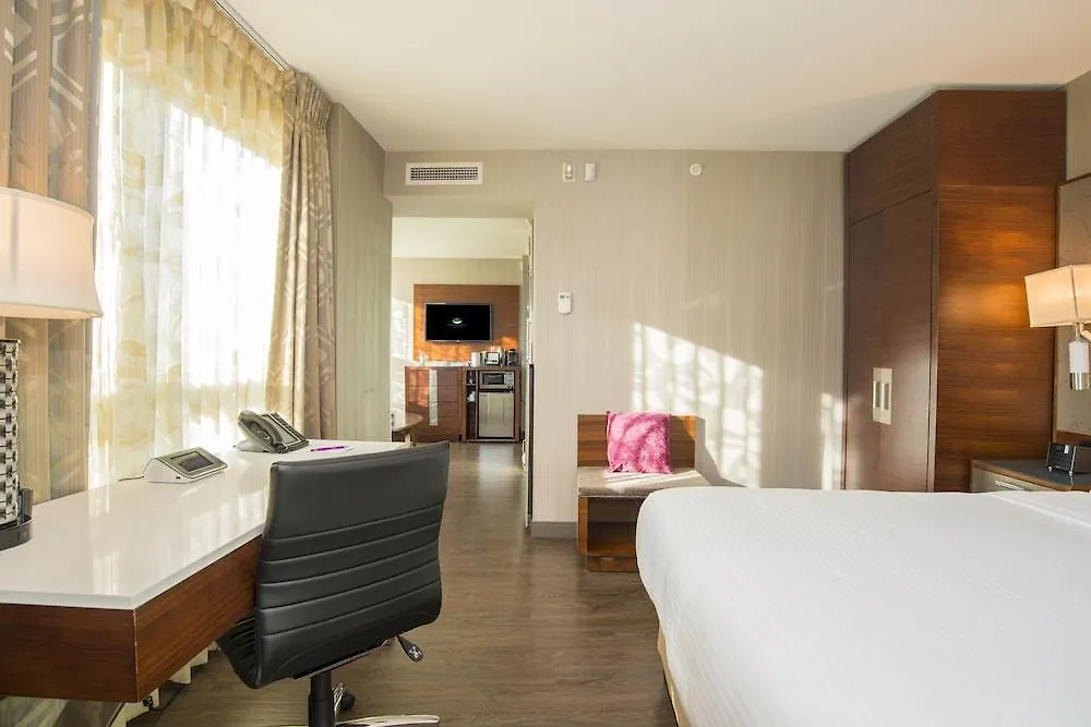 Hotel BLU Vancouver