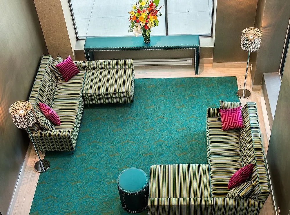 Hotel Blu Vancouver 4*,