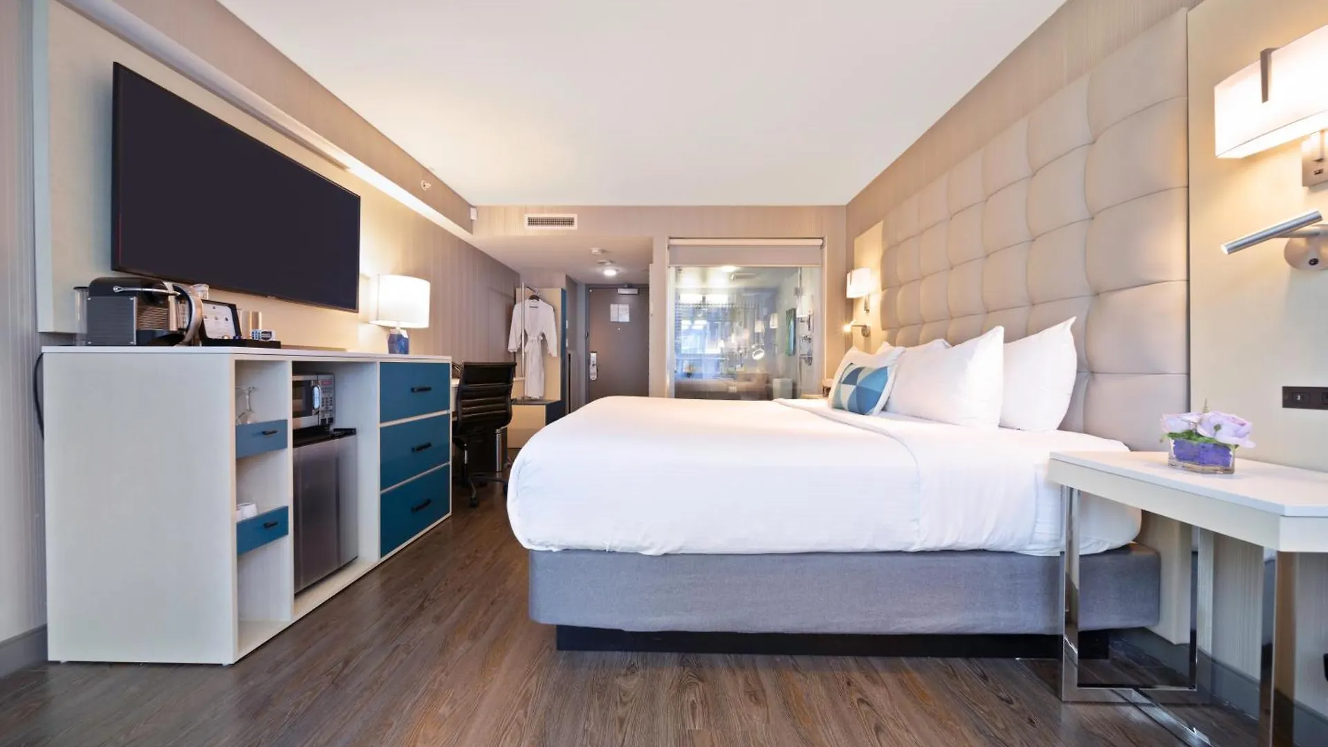 ****  Hotel BLU Vancouver Kanada